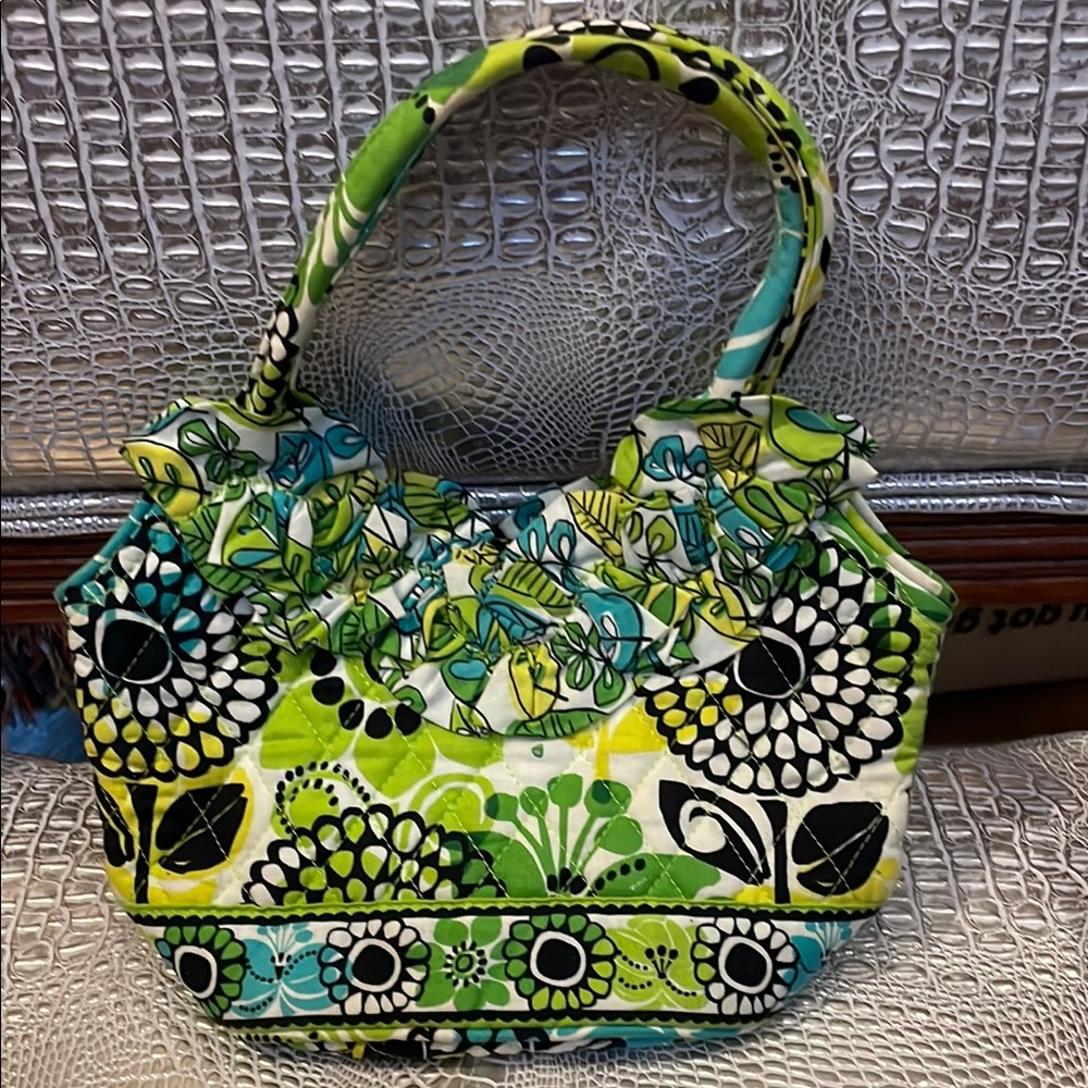 VERA BRADLEY Green Floral Quilted Tote Bag - Designer-Style NWOT